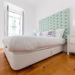 Heart 1-cozy Flat-family Friendly Apartment