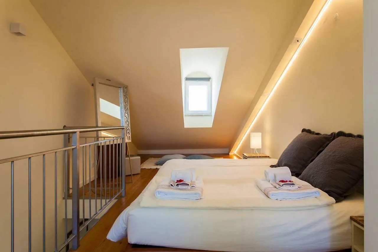 Exquisit Flat Left Apartment Lisbon
